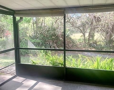 498 Club Drive - Photo Thumbnail 21