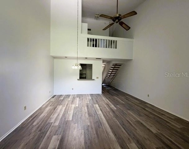 498 Club Drive - Photo Thumbnail 6