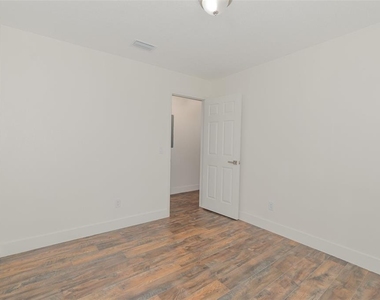 1770 Algonquin Trail - Photo Thumbnail 12