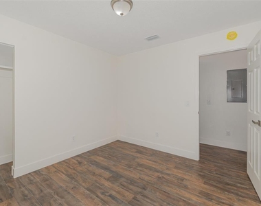 1770 Algonquin Trail - Photo Thumbnail 15