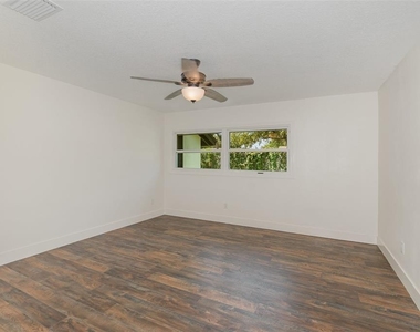 1770 Algonquin Trail - Photo Thumbnail 7