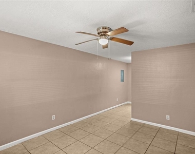 2150 Ne 3rd Street - Photo Thumbnail 6