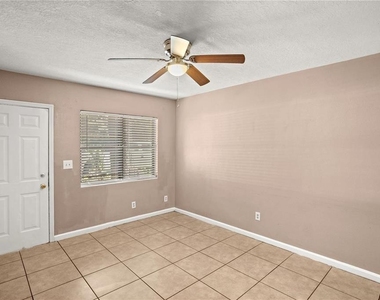 2150 Ne 3rd Street - Photo Thumbnail 5