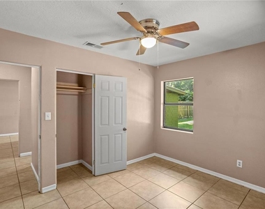 2150 Ne 3rd Street - Photo Thumbnail 16