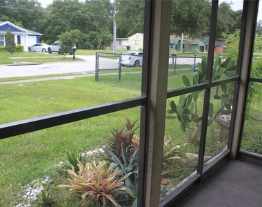3814 Roseboro Street - Photo Thumbnail 4