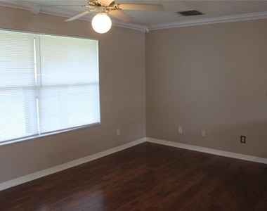3814 Roseboro Street - Photo Thumbnail 6