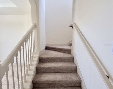 2404 Bella Vista Drive - Photo Thumbnail 27