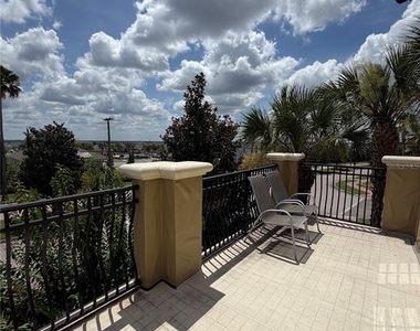 2404 Bella Vista Drive - Photo Thumbnail 10