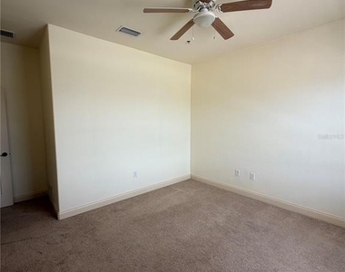 2404 Bella Vista Drive - Photo Thumbnail 43