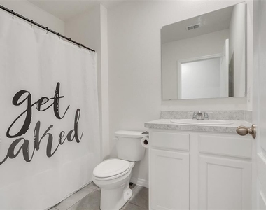 3881 Brant Place - Photo Thumbnail 24