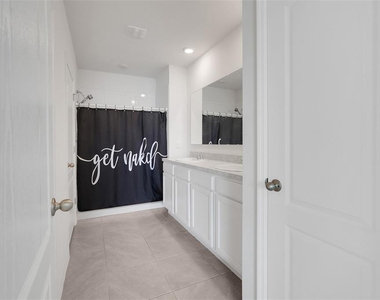 3881 Brant Place - Photo Thumbnail 19