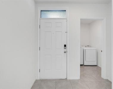 3881 Brant Place - Photo Thumbnail 5