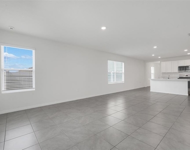 3881 Brant Place - Photo Thumbnail 10