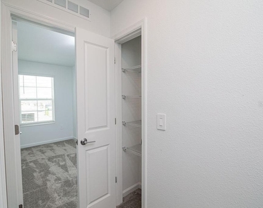 2821 Armstrong Avenue - Photo Thumbnail 33