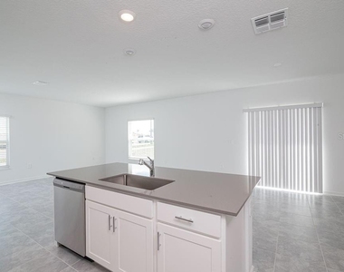 2821 Armstrong Avenue - Photo Thumbnail 16