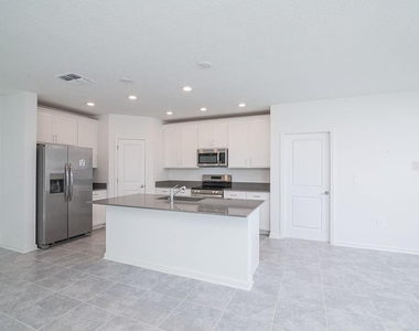 2821 Armstrong Avenue - Photo Thumbnail 11