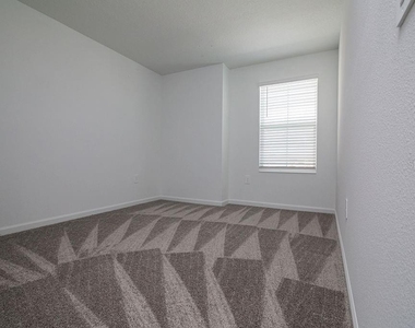 2821 Armstrong Avenue - Photo Thumbnail 31