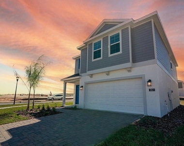2821 Armstrong Avenue - Photo Thumbnail 3
