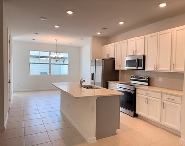 17344 Sweet Moro Drive - Photo Thumbnail 8