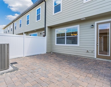 17344 Sweet Moro Drive - Photo Thumbnail 16
