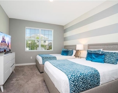1568 Maidstone Court - Photo Thumbnail 15