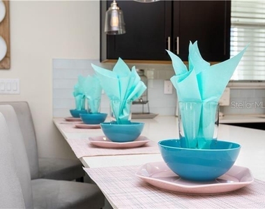 1568 Maidstone Court - Photo Thumbnail 12