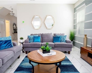 1568 Maidstone Court - Photo Thumbnail 4