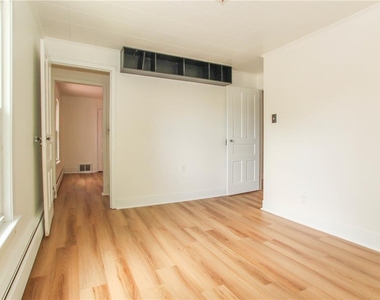 815 Market Street - Photo Thumbnail 13