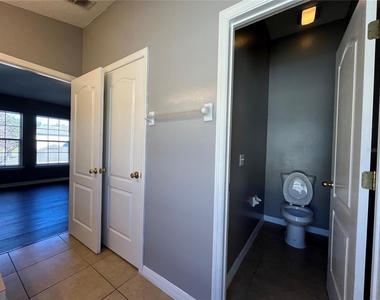7125 Red Lantern Dr - Photo Thumbnail 6