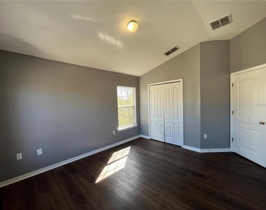 7125 Red Lantern Dr - Photo Thumbnail 25