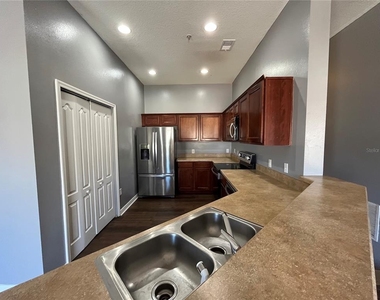 7125 Red Lantern Dr - Photo Thumbnail 13