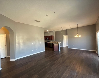 7125 Red Lantern Dr - Photo Thumbnail 15