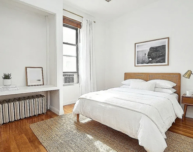 18 King Street - Photo Thumbnail 2