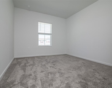 2642 Runners Circle - Photo Thumbnail 47