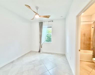 10995 Pinot Drive - Photo Thumbnail 24