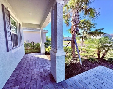 10995 Pinot Drive - Photo Thumbnail 3