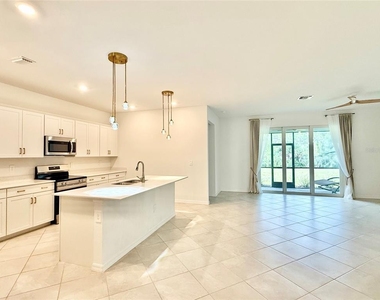 10995 Pinot Drive - Photo Thumbnail 9