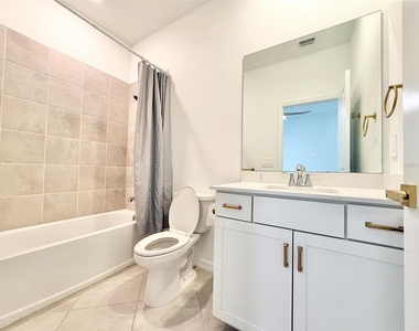 10995 Pinot Drive - Photo Thumbnail 23