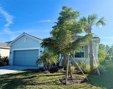 10995 Pinot Drive - Photo Thumbnail 1