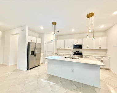 10995 Pinot Drive - Photo Thumbnail 10