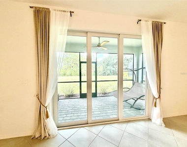 10995 Pinot Drive - Photo Thumbnail 8