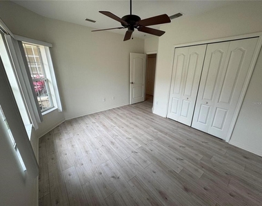 315 Auburn Woods Circle - Photo Thumbnail 13