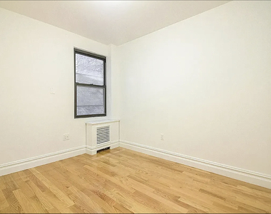 325 East 78th Street - Photo Thumbnail 2