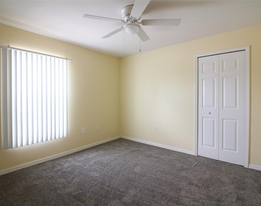 1702 Holton Road - Photo Thumbnail 17