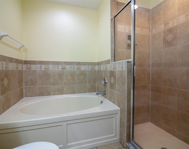 1702 Holton Road - Photo Thumbnail 13