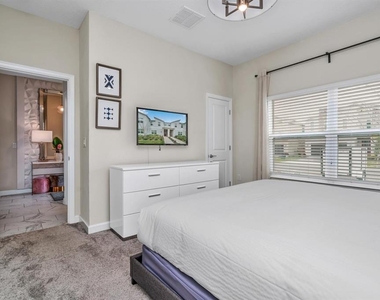 640 Pebble Beach Drive - Photo Thumbnail 7