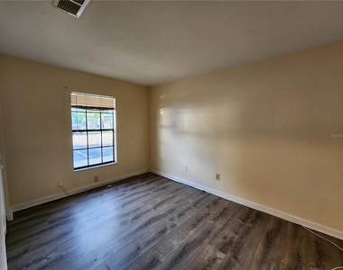 2529 Nw 62 Place - Photo Thumbnail 15