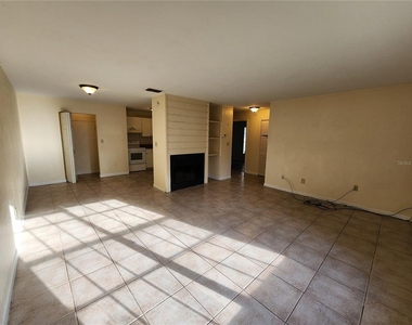 2529 Nw 62 Place - Photo Thumbnail 2