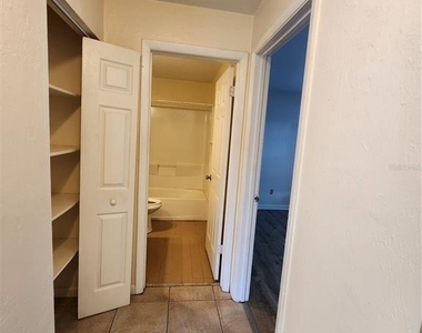2529 Nw 62 Place - Photo Thumbnail 14