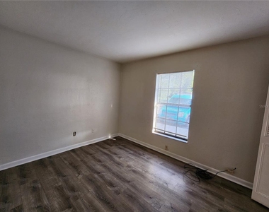 2529 Nw 62 Place - Photo Thumbnail 24